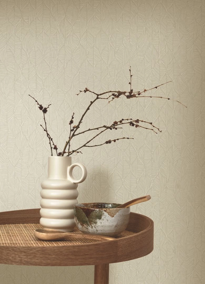 Vinyl dekor tapéta geometrikus stilizált kis leveles mintával lenbeige színben