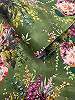 Zöld angol design tapéta színes virágos mintával