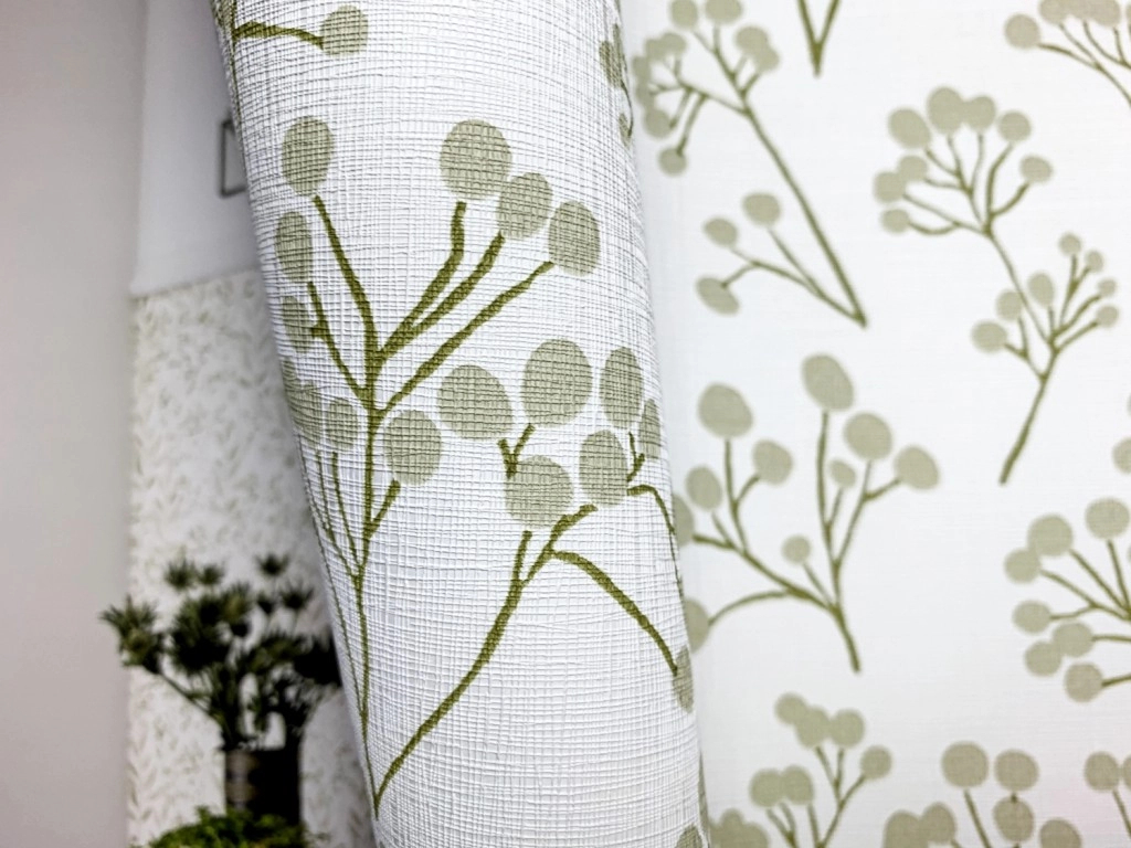 Zöld skandináv stílusú virágmintás vlies vinyl mosható felületű tapéta