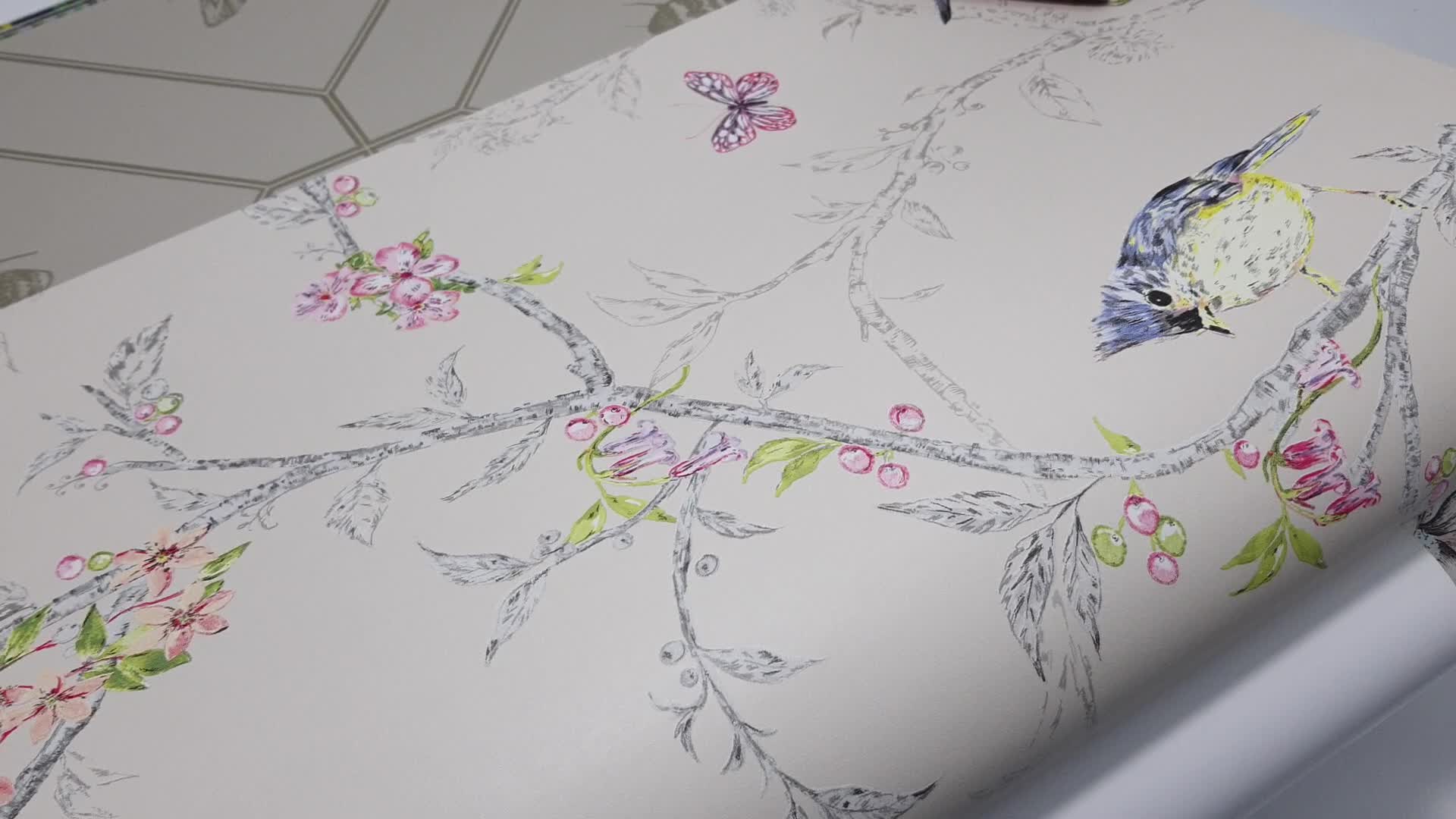 Romantikus tapéta erdei madár és faág mintával