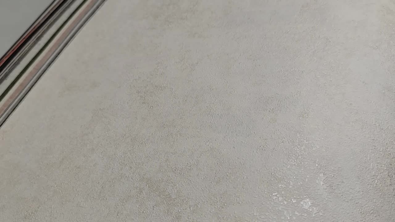 Krémfehér mosható felületű vlies vinyl dekor tapéta