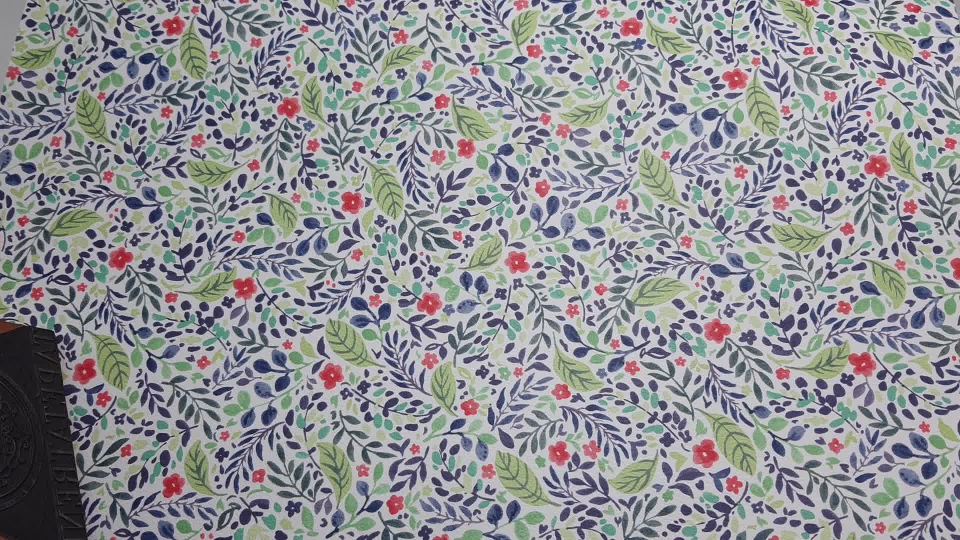 Provance tapéta apró szines virág mintával