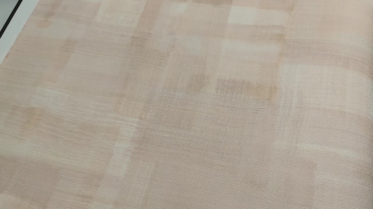 Pasztell rózsaszín dekor tapéta ecsetvonás hatással