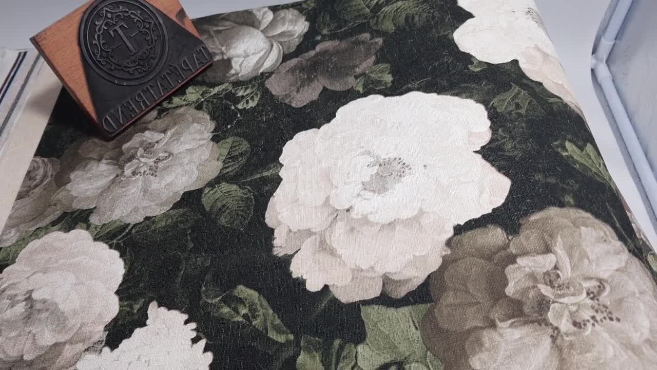 Zöld krém vintage hangulatú virágmintás mosható design tapéta