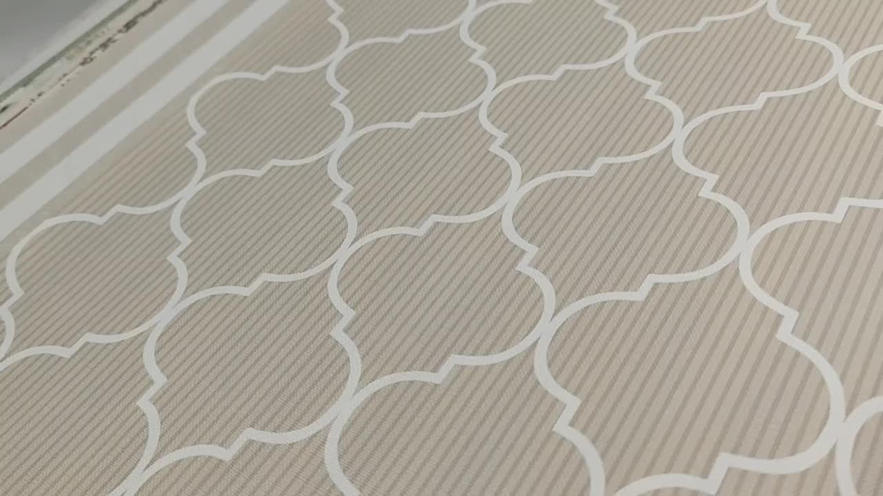 Bézs marokkói mintás vlies design tapéta