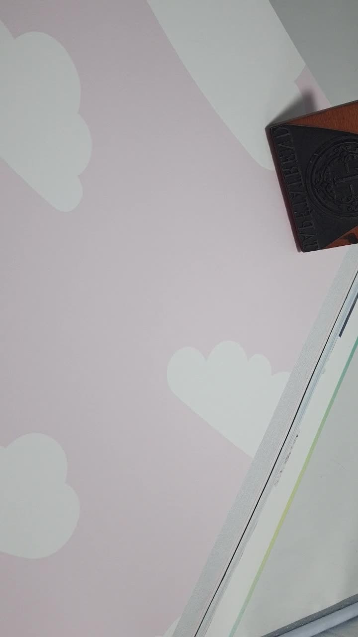 Pasztell rózsaszín felhő mintás vlies gyerektapéta