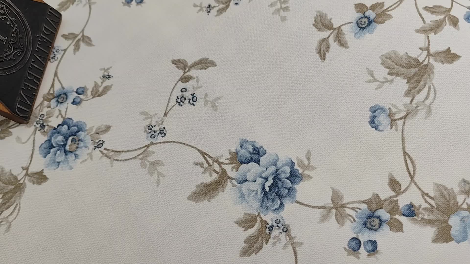 Kék inda virág mintás design tapéta provance stílusban