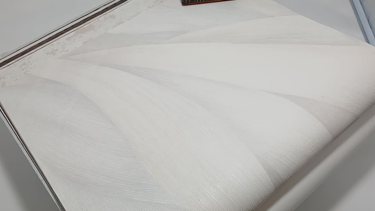 Bézs hullám mintás vlies modern dekor tapéta