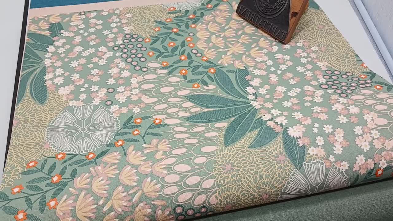 Zöld botanikus levél és virágmintás mosható vinyl dekor tapéta