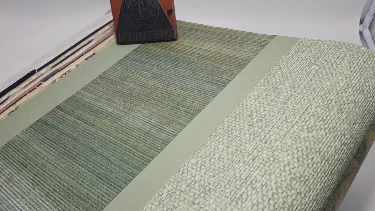 Zöld textil struktúrált csíkos mintás olasz design tapéta