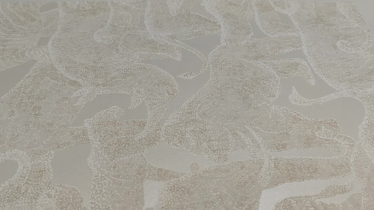 Design tapéta gyöngyház metál alapon afrikai állat mintákkal