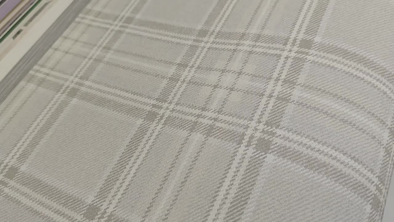 Design tapéta szürke színben skórkocka mintával mosható vinyl