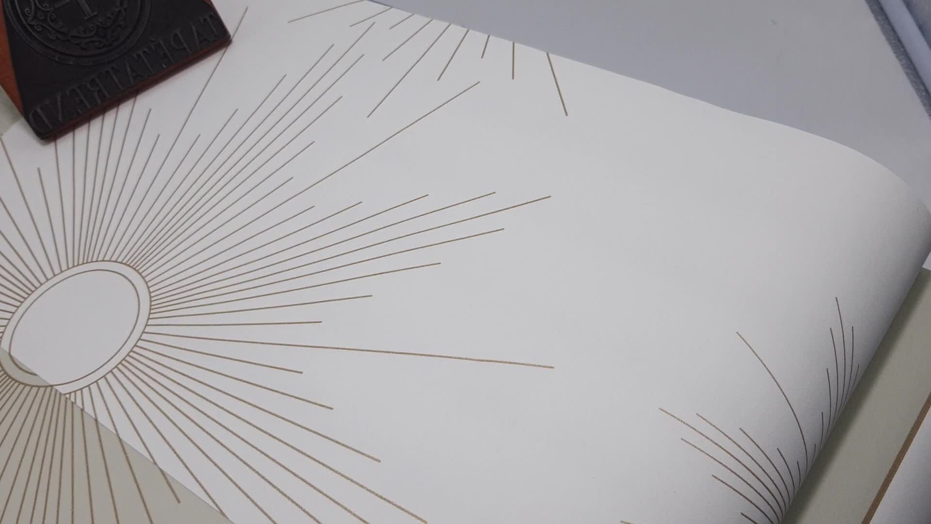 Fehér alapon arany napok mintázatú design tapéta