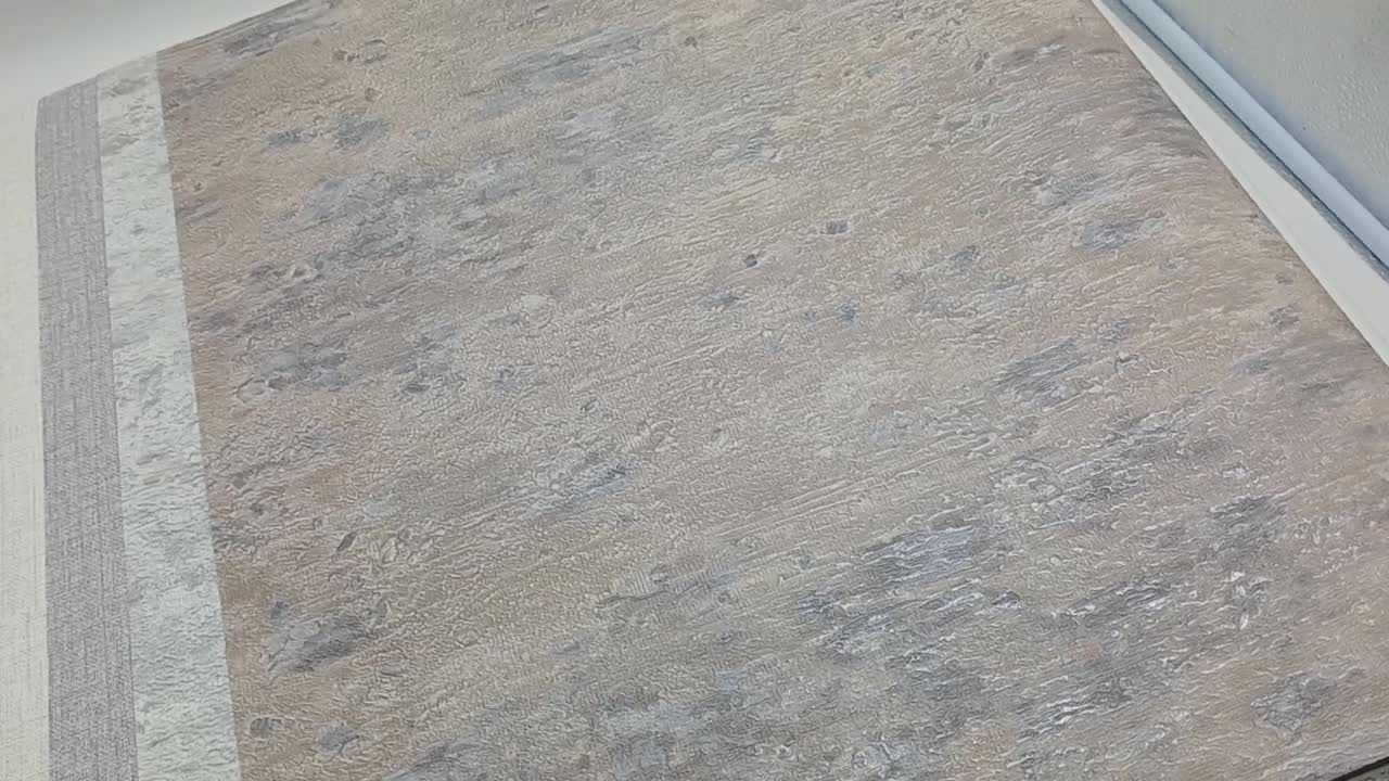 Taupe struktúrált antik fal hatású mintával mosható vinyl