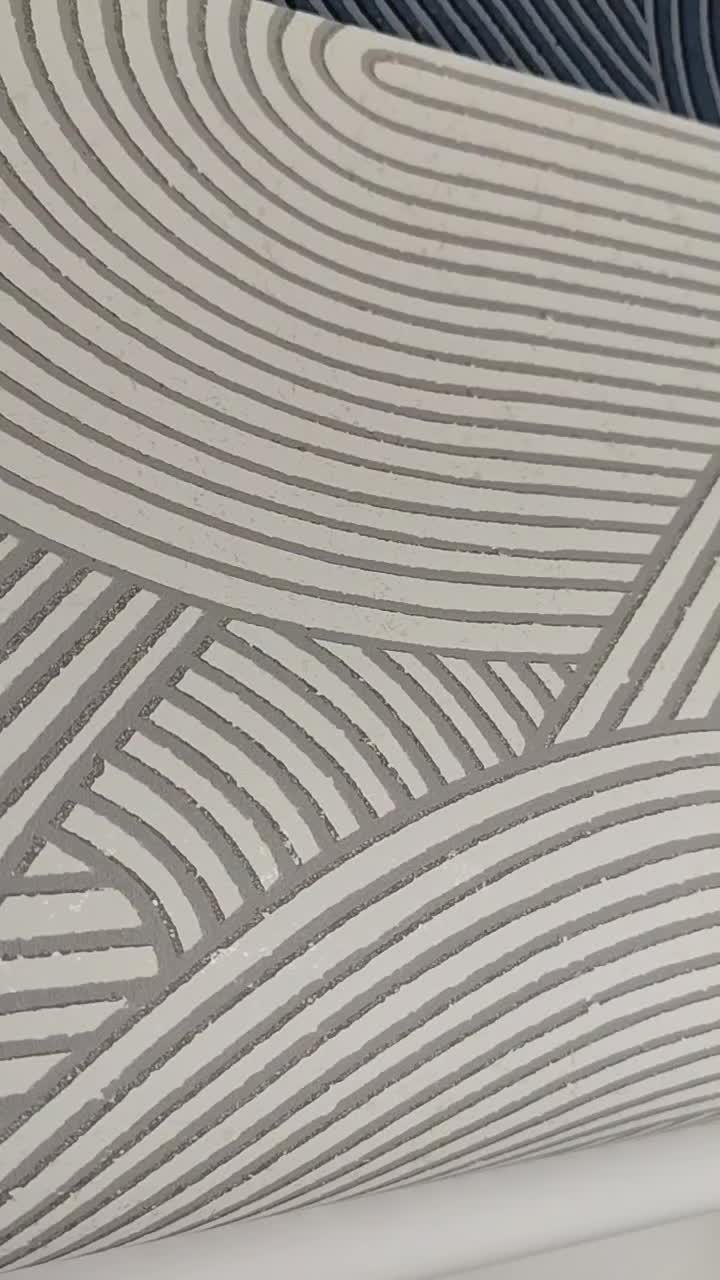 Keleties zen hullámzó homok geometria mintás faszén és fehér design tapéta