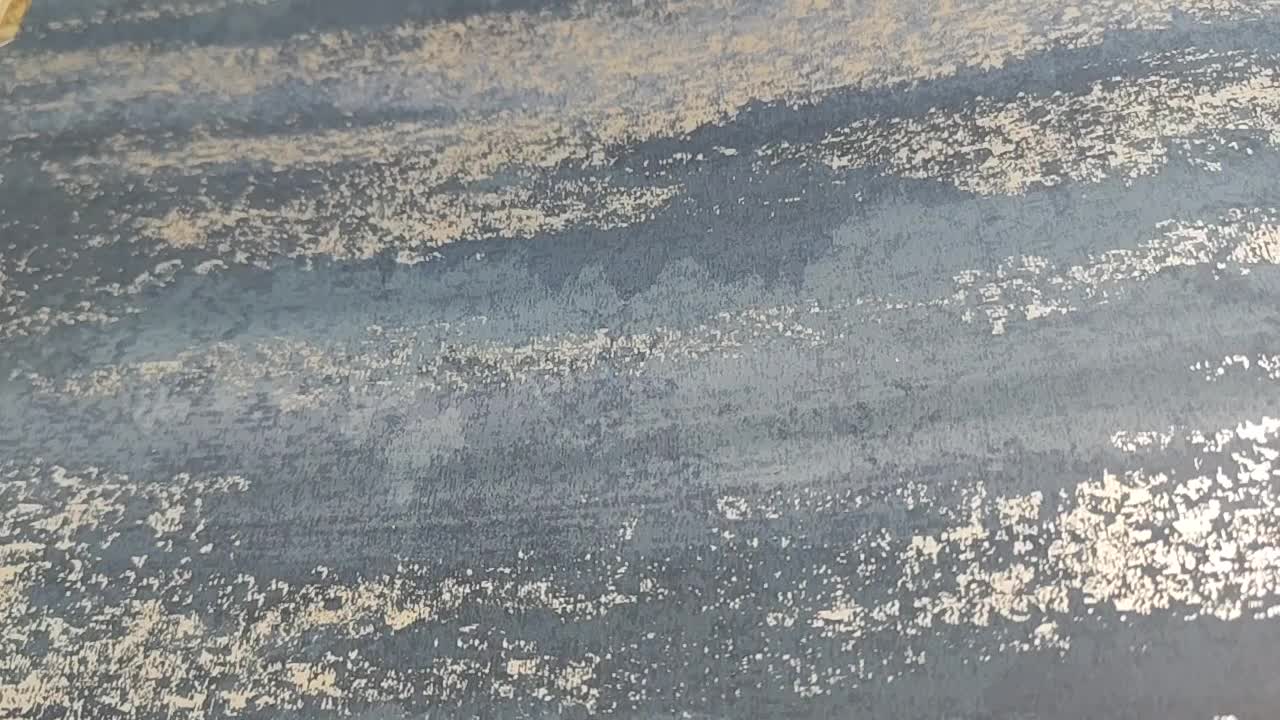 Design tapéta sötétkék metál ezüst koptatott hatású mintával