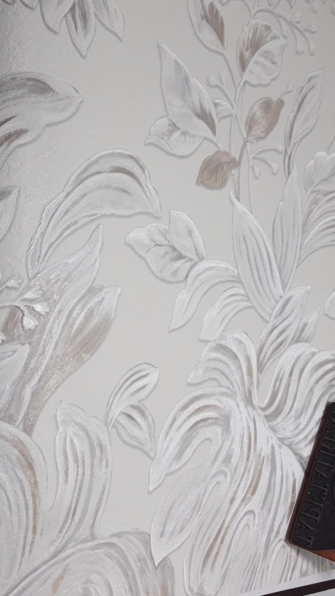 Dupla széles 106cm krém fehér virág és levél mintás trussardi desing tapéta