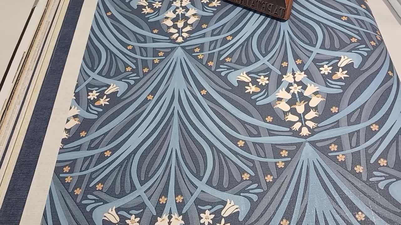 Kék dekor tapéta virágos mintával vinyl mosható