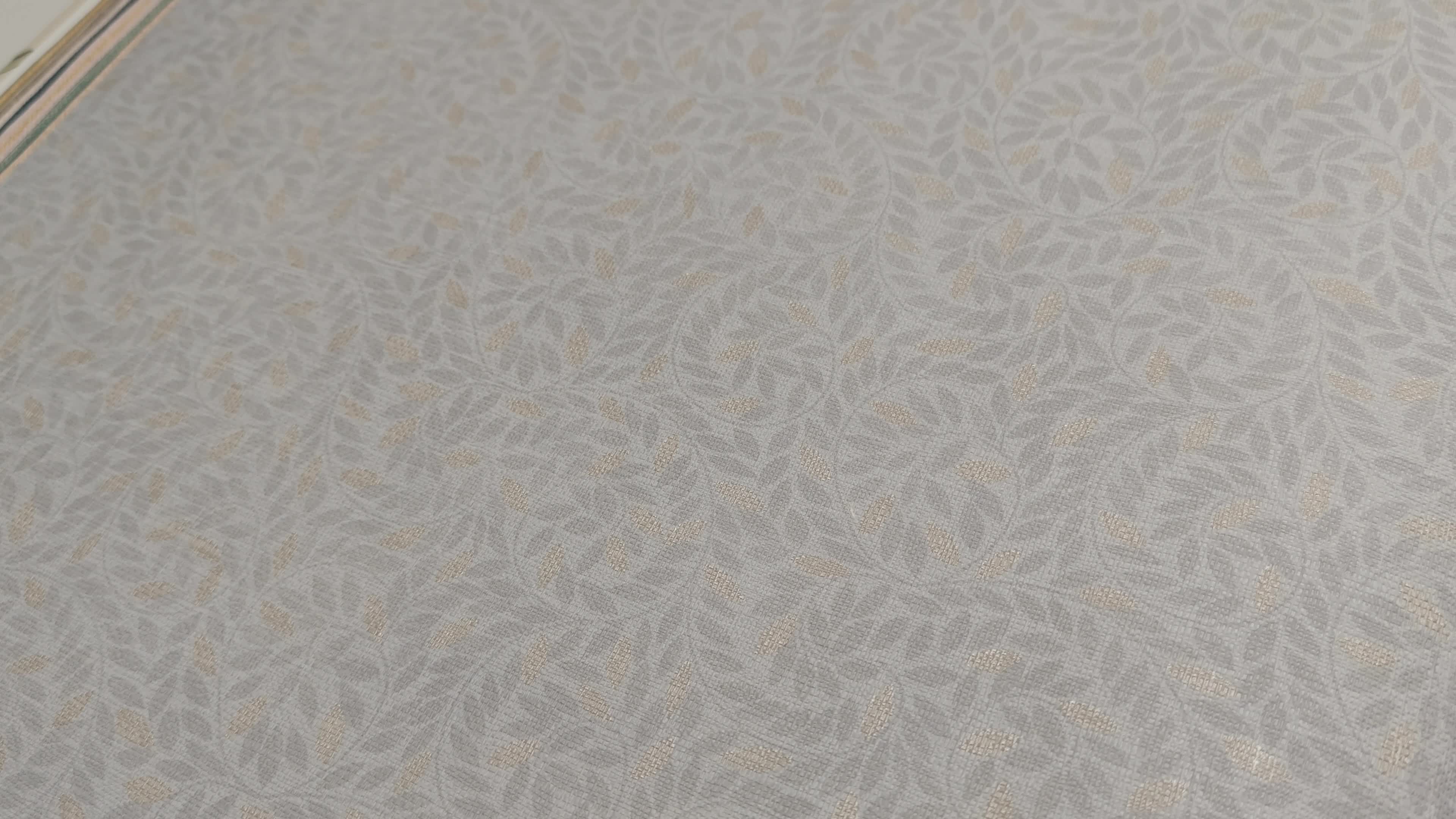 Szürke tapéta inda levél mintával vinyl mosható