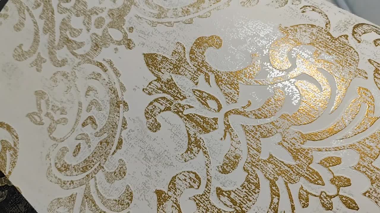 Bézs arany barokk damaszt mintás design tapéta