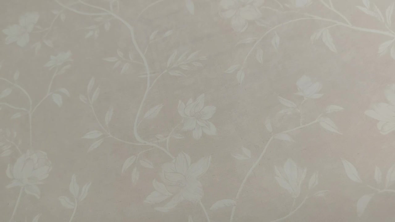 Pasztell rózsaszín tapéta virág inda mintával