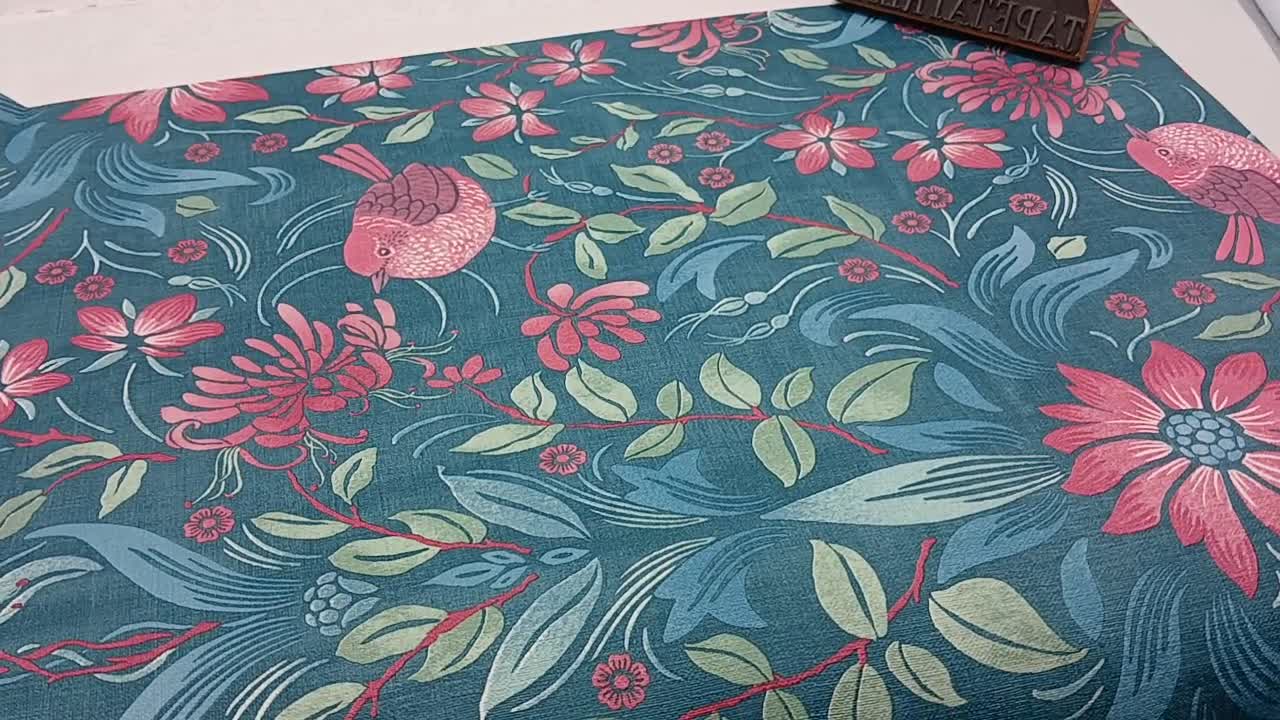 Vinyl tapéta madár mintával klasszikus virág levél mintákkal