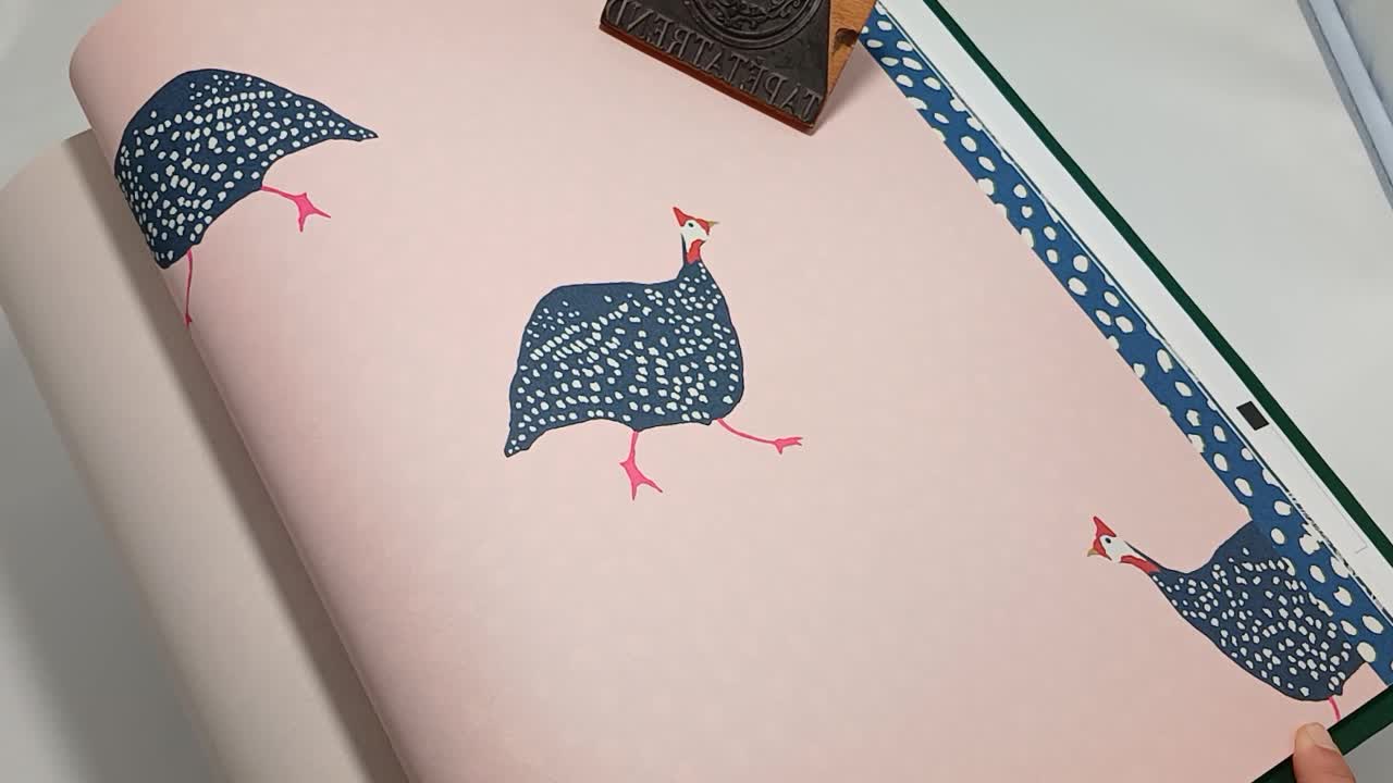 Bohém angol dekor tapéta gyöngytyúk mintával