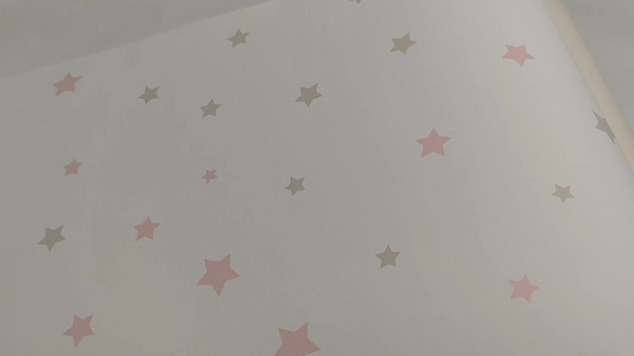 Rózsaszín csillagos mintás gyerek tapéta