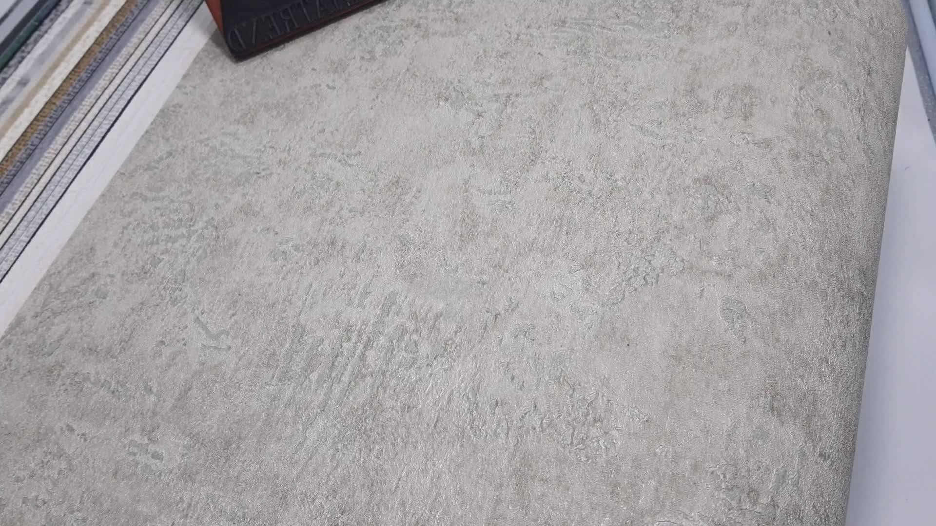 Vinyl tapéta szürkésbarna nyers beton hatású mintával