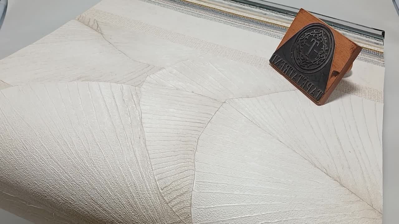 Krém bézs óriás leveles mintás vinyl tapéta