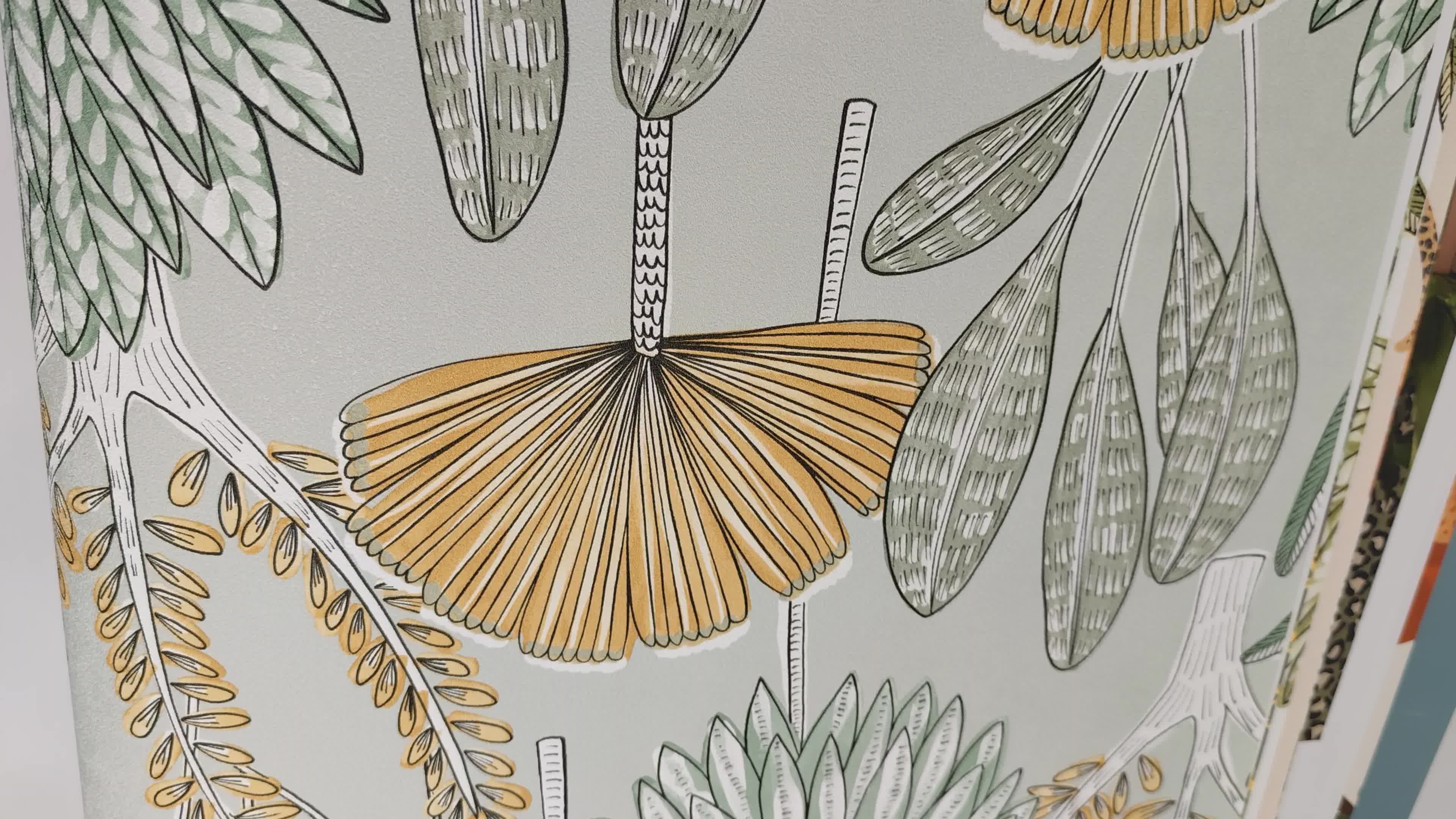 Halványzöld francia vinyl tapéta pálmaleveles mintával