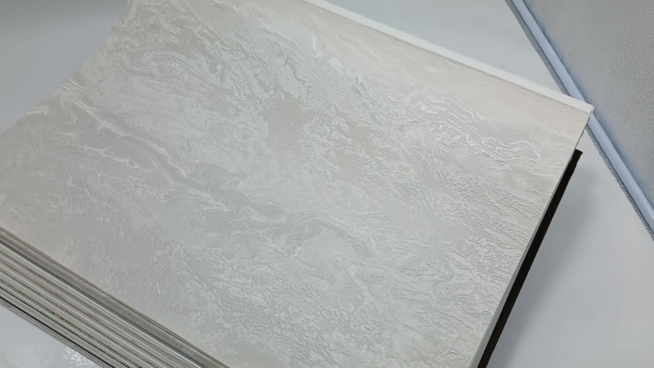 Beigés krém 106cm széles márvány mintás Trussardi design tapéta