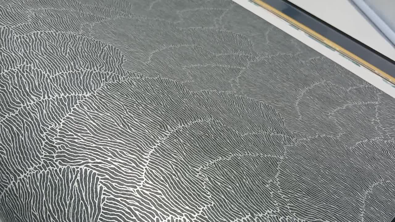 Absztrakt hullám geometria mintás antracit szürke és ezüst design tapéta