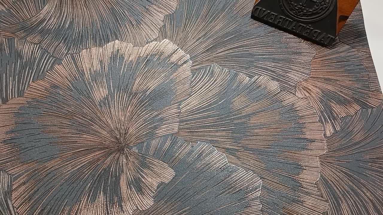 Modern metálos szürke színű elegáns virág mintás design tapéta