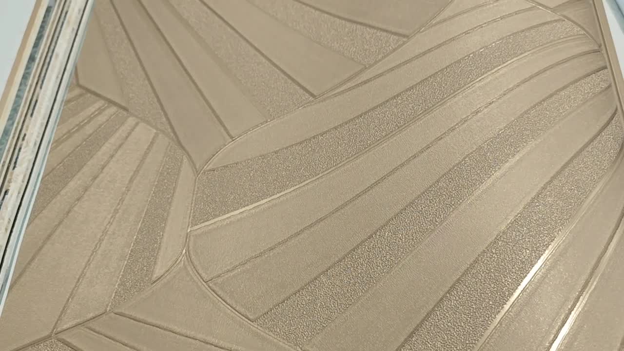 Olasz design tapéta arany levél mintával 106cm széles