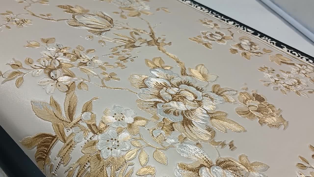 Klasszikus virág és madár mintás Roberto Cavalli design tapéta 106cm