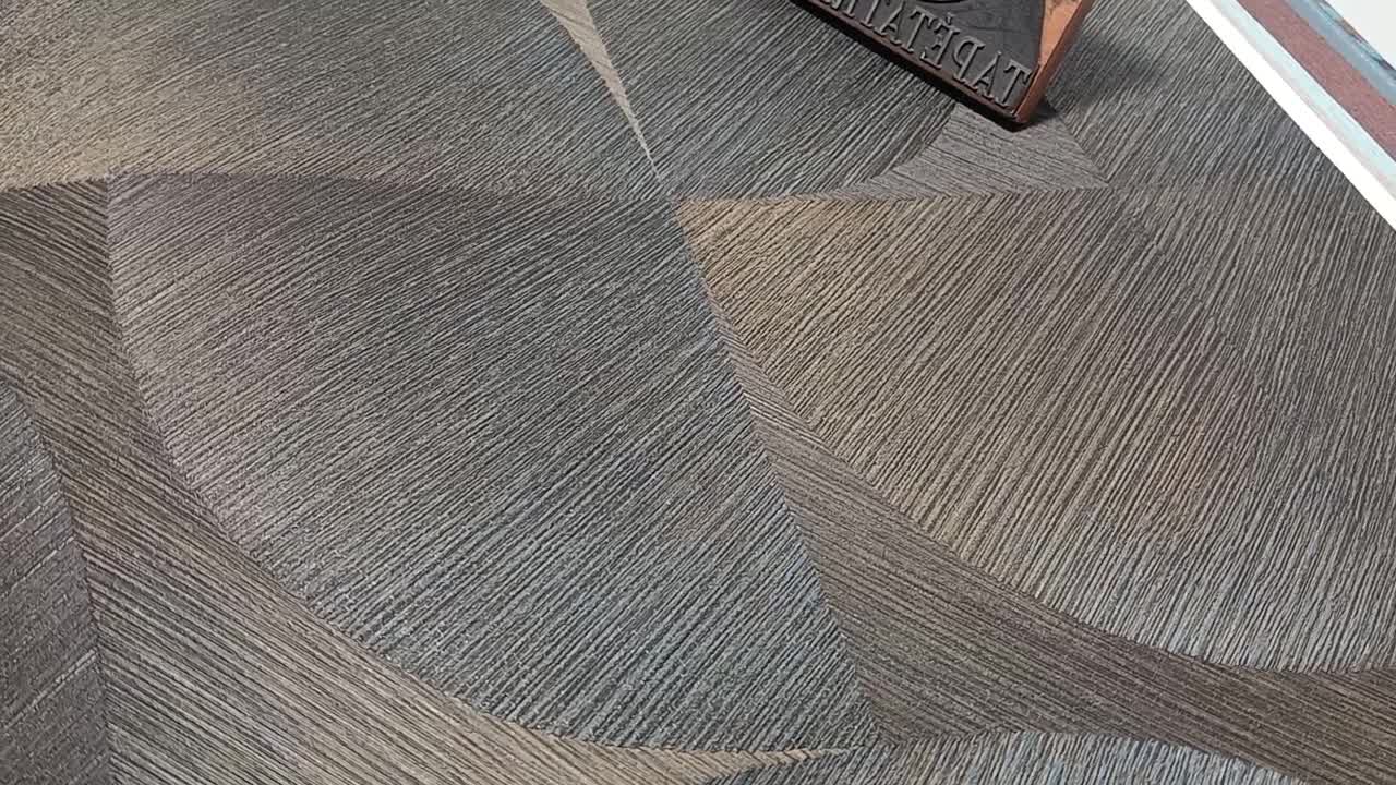 Modern stílusú design tapéta fekete geometria mintával