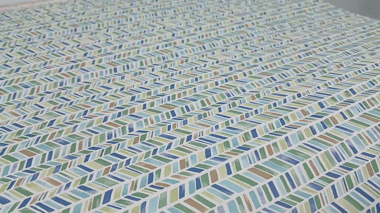 Gyerek tapéta zöld apró chevron mintával