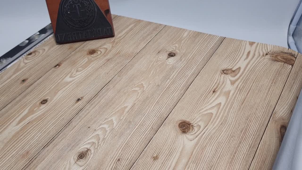 Deszka mintás dekor tapéta barna színben