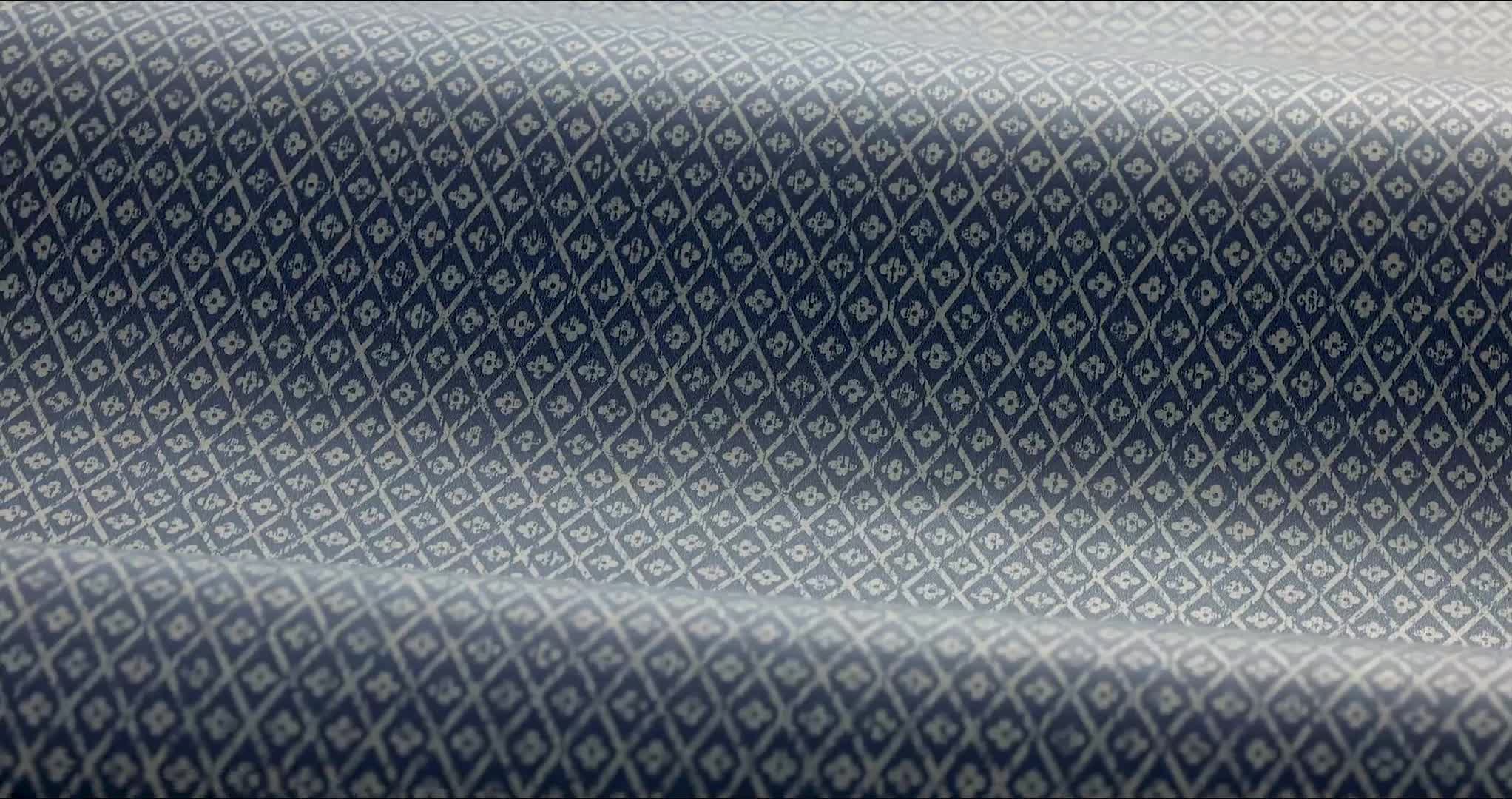 Sötétkék kicsi virág mintás vlies vintage dekor tapéta