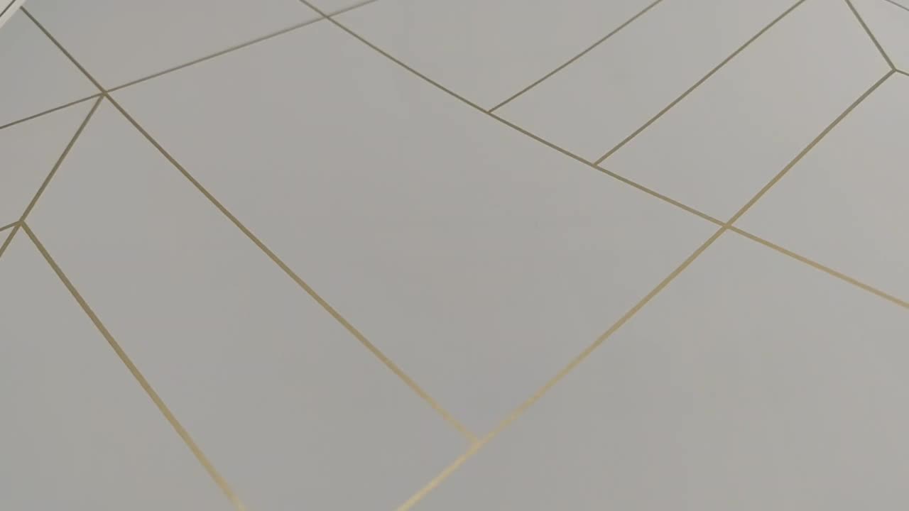 Halványkék dekor tapéta minimál geometrikus mintával