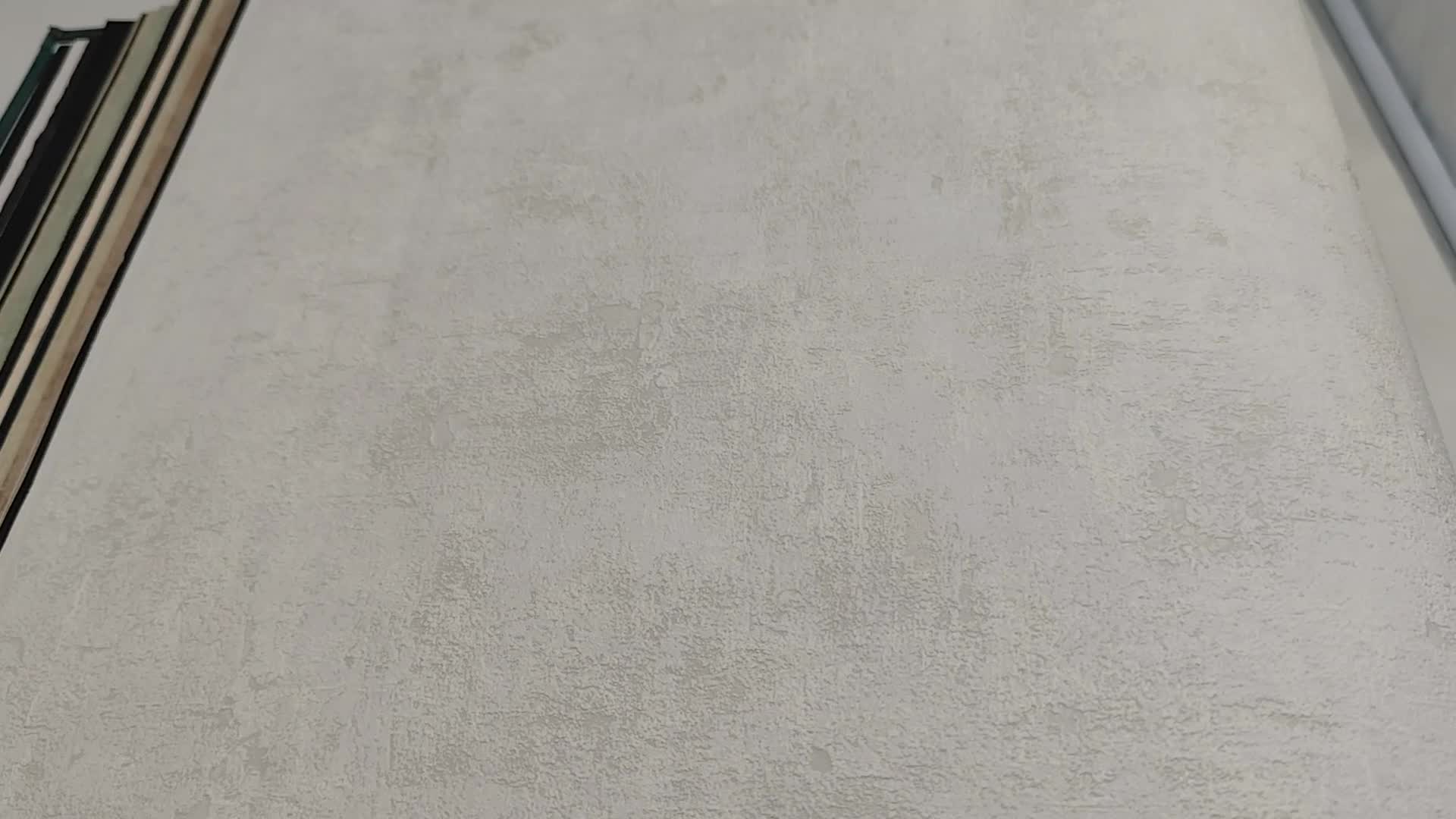 Fehér dekor tapéta betonhatású patináns mintával