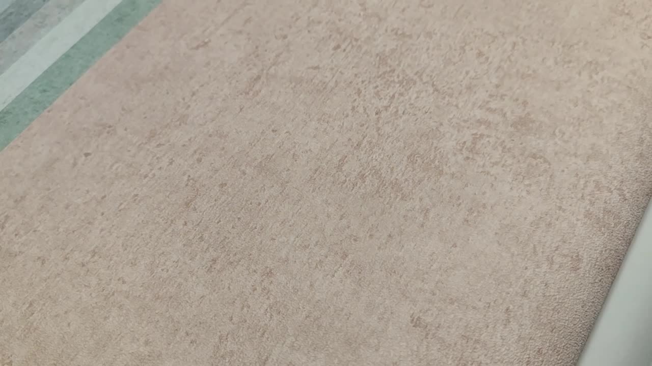 Betonhatású vinyl tapéta rózsaszín színben