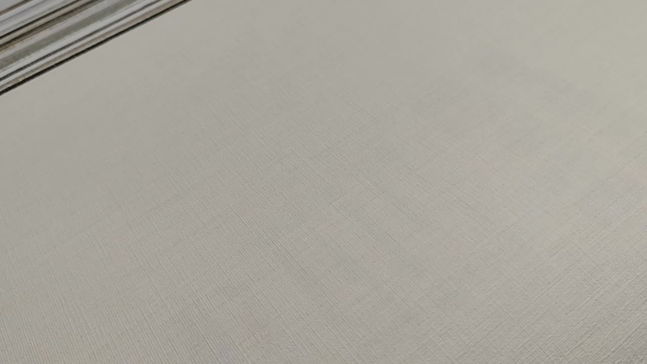 Egyszínű uni tapéta törtfehér színben vinyl mosható