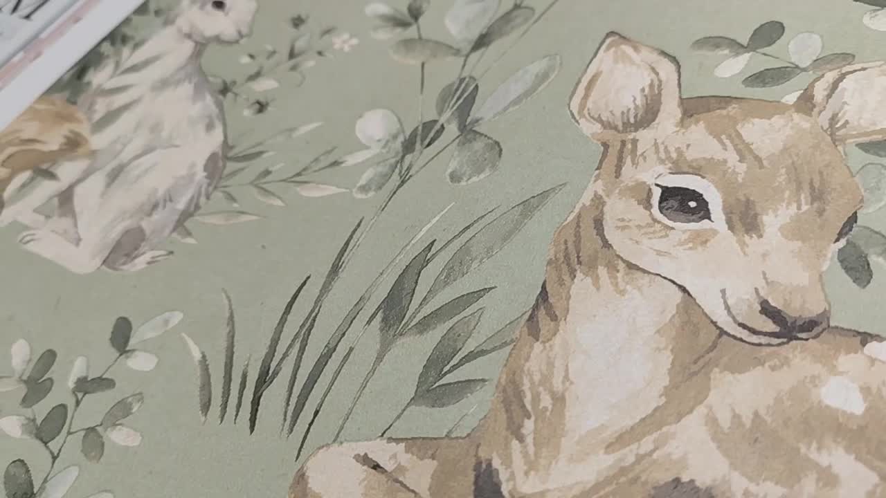 Gyerek tapéta erdei állat róka nyuszi madár mintával zöld színben