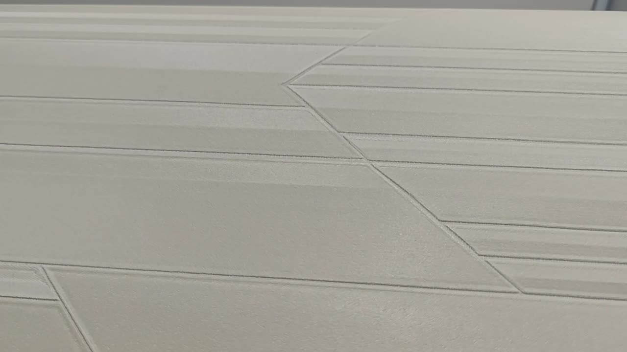 Dupla széles olasz design tapéta bézs elegáns geometrikus mintával