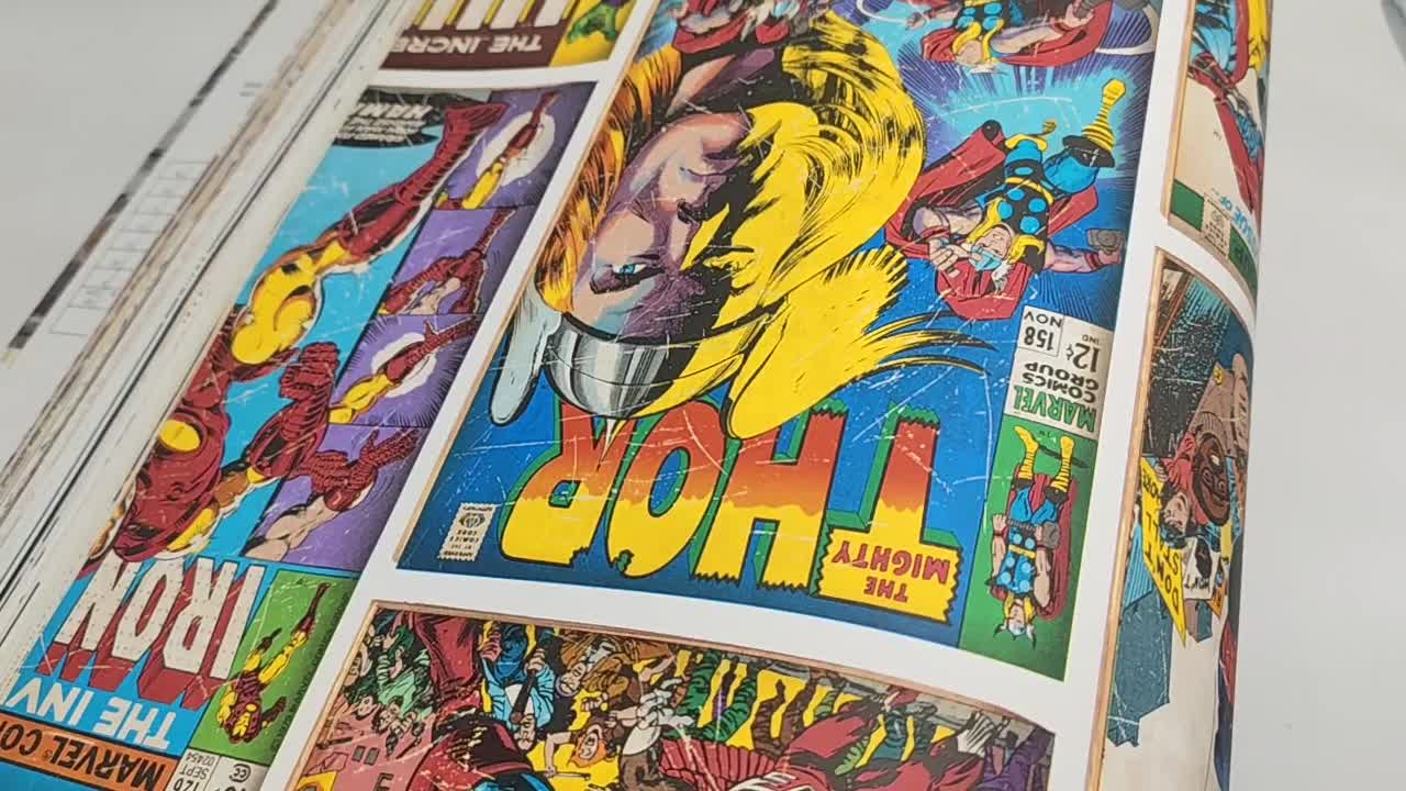 Disney szuperhősök képregény mintás tapéta pókember, hulk, thor és a többiek