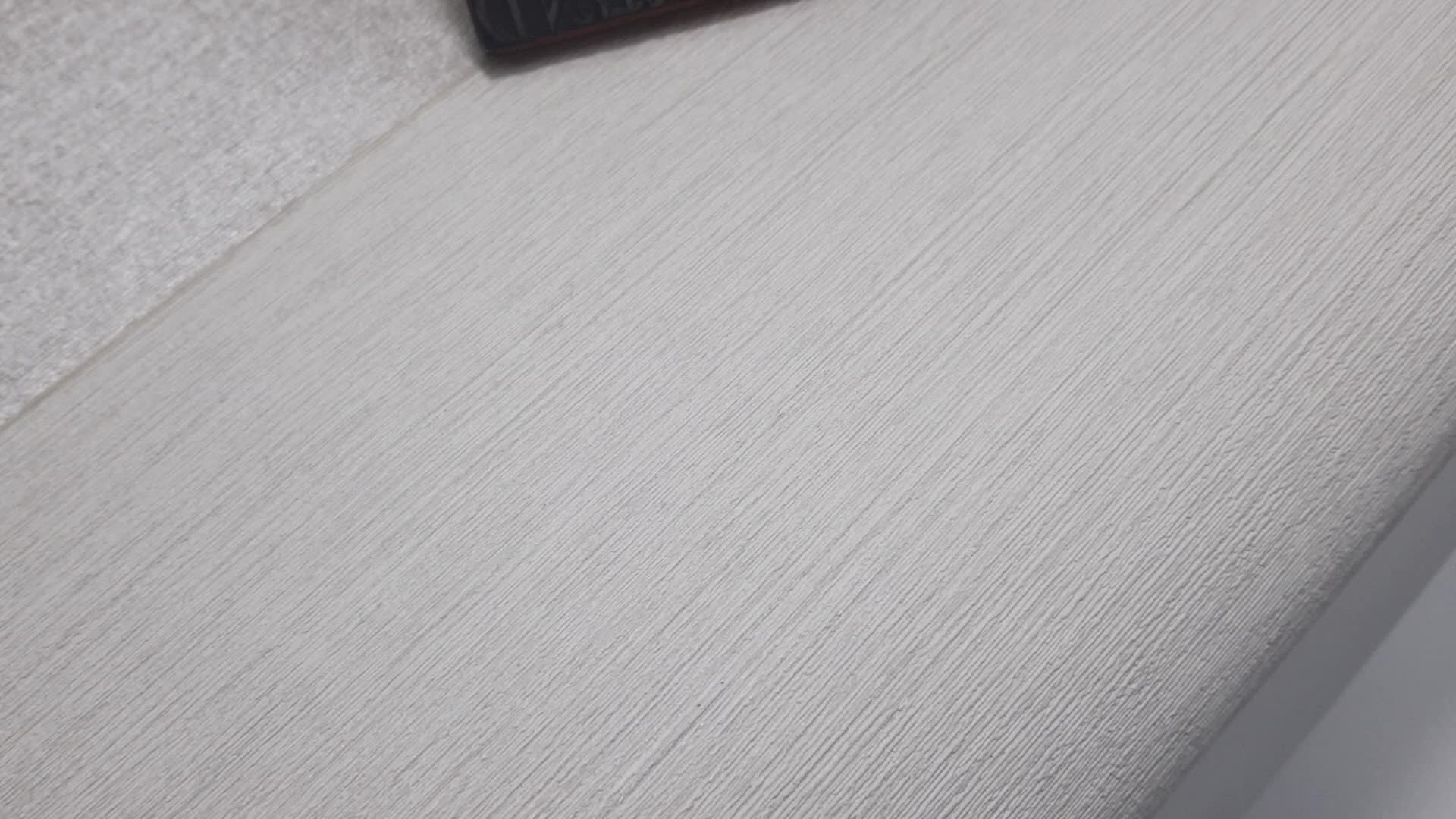 Krém és természetes bézs színű struktúrált tapéta