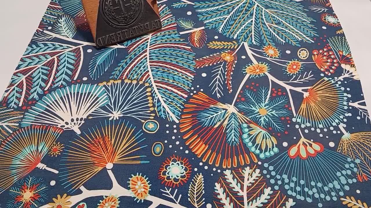 Kék dekor tapéta keleties fa és virág mintával