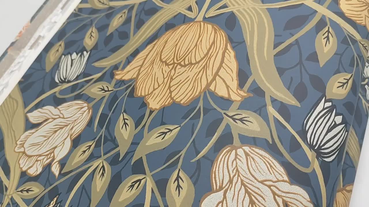 Virág mintás angol vintage stílusú zöld, kék és sárga színű design tapéta